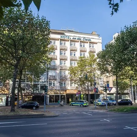Отель An Der Oper 3*