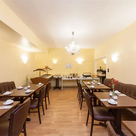 Hotel An Der Oper 3*