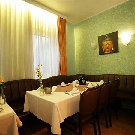 An Der Oper 3* Dusseldorf