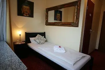 Hotel An Der Oper Dusseldorf