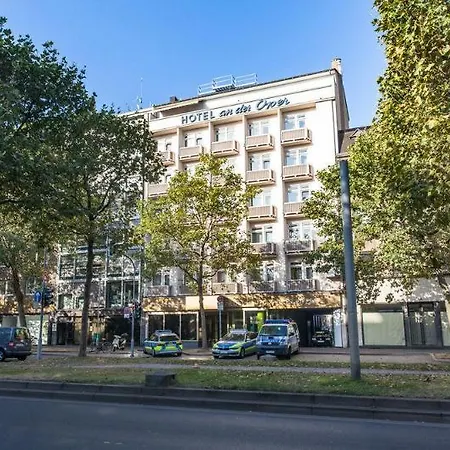 An Der Oper 3* Düsseldorf